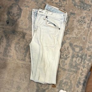 GAP Men’s white wash Jeans